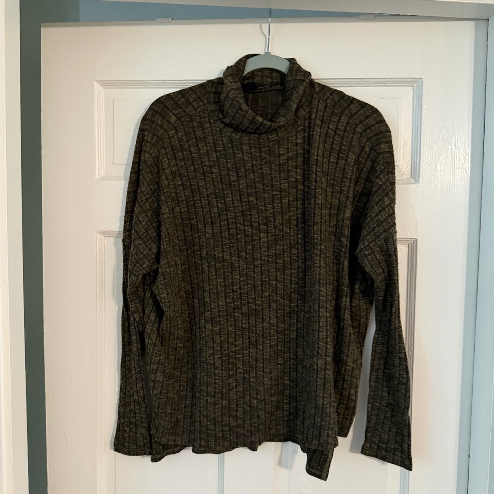 American Eagle Outfitters Olive Ribbed Sweater